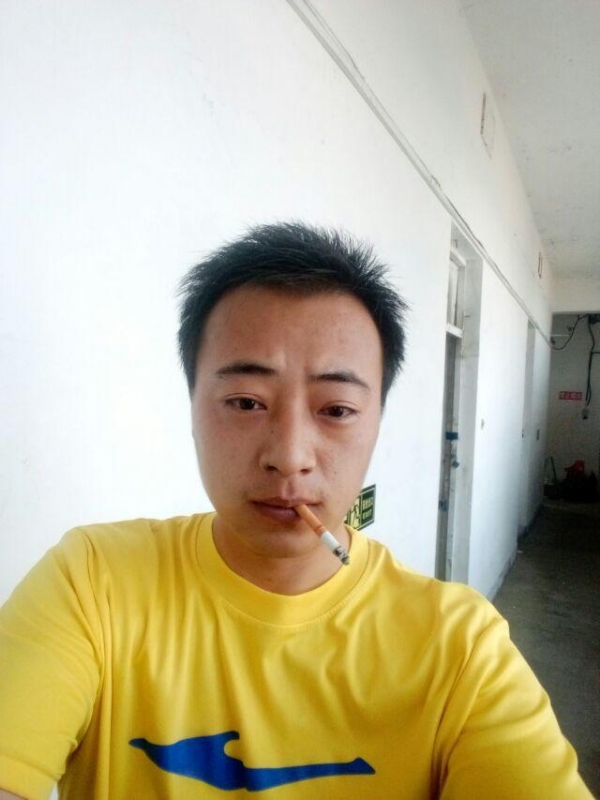 云淡风轻的第二张照片--青岛中老年相亲网